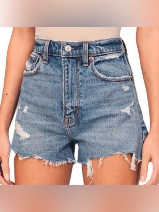 Abercrombie & Fitch Pants - Abercrombie and fitch the mom short high rise size 29 or 8 medium wash denim